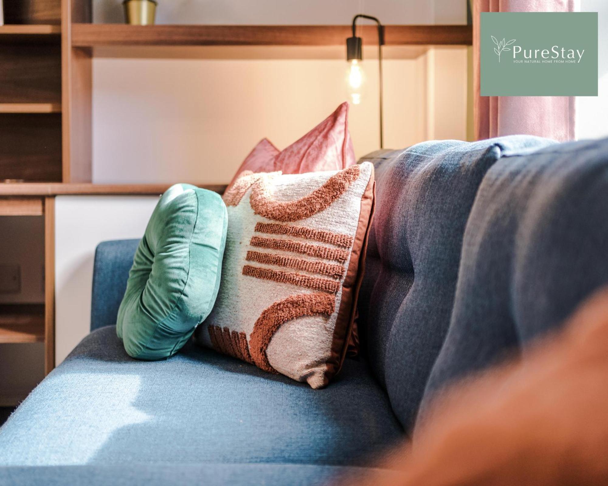 Stunning Five Bedroom Manchester House With Free Parking By Purestay Short Lets & Serviced Accommodation Exterior foto