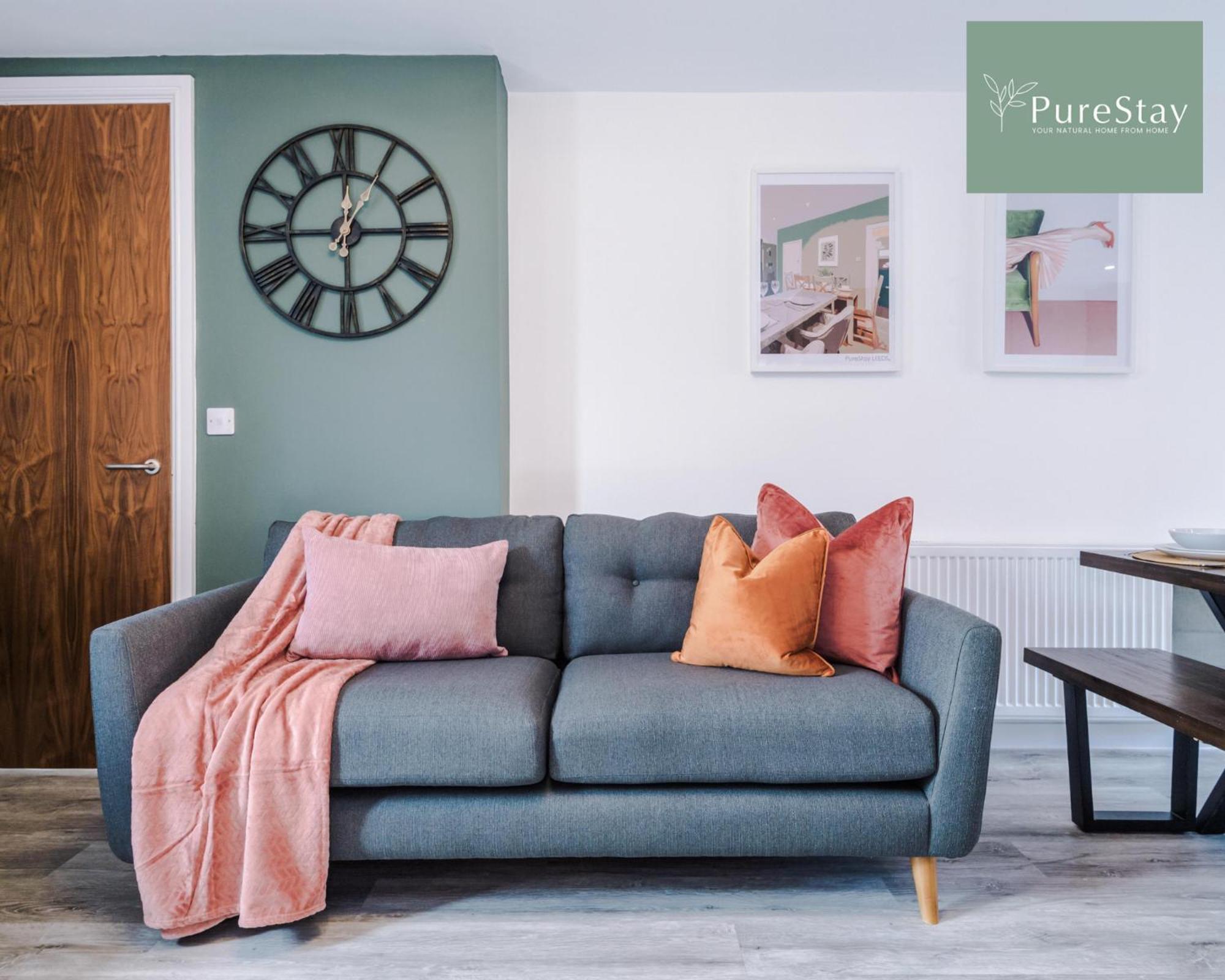 Stunning Five Bedroom Manchester House With Free Parking By Purestay Short Lets & Serviced Accommodation Exterior foto