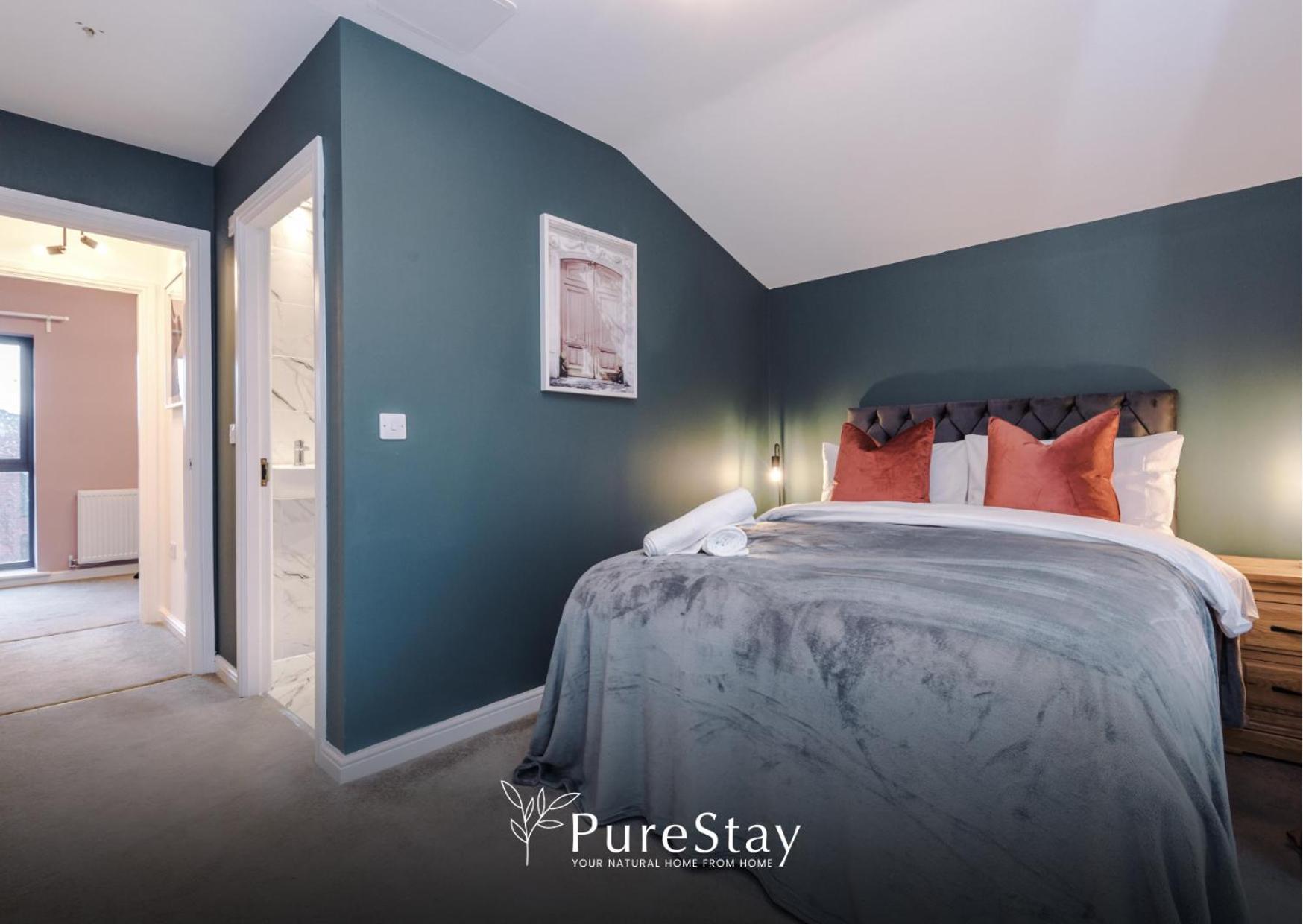 Stunning Five Bedroom Manchester House With Free Parking By Purestay Short Lets & Serviced Accommodation Exterior foto